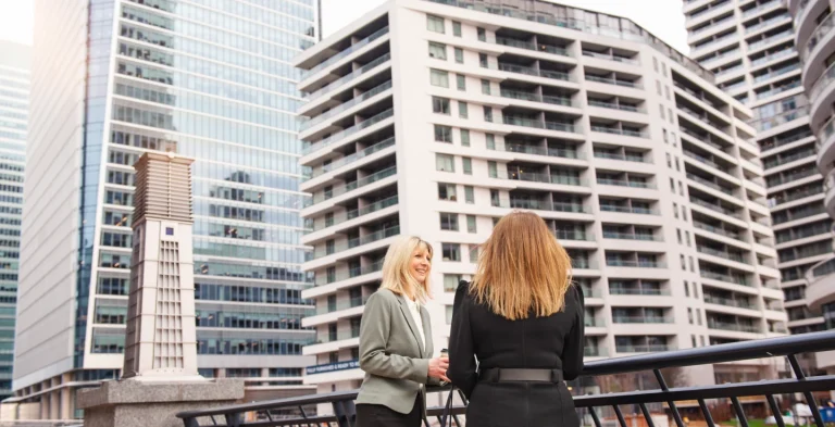 ¿Comprar propiedad en Miami a título personal o como empresa? Descubre qué opción te conviene